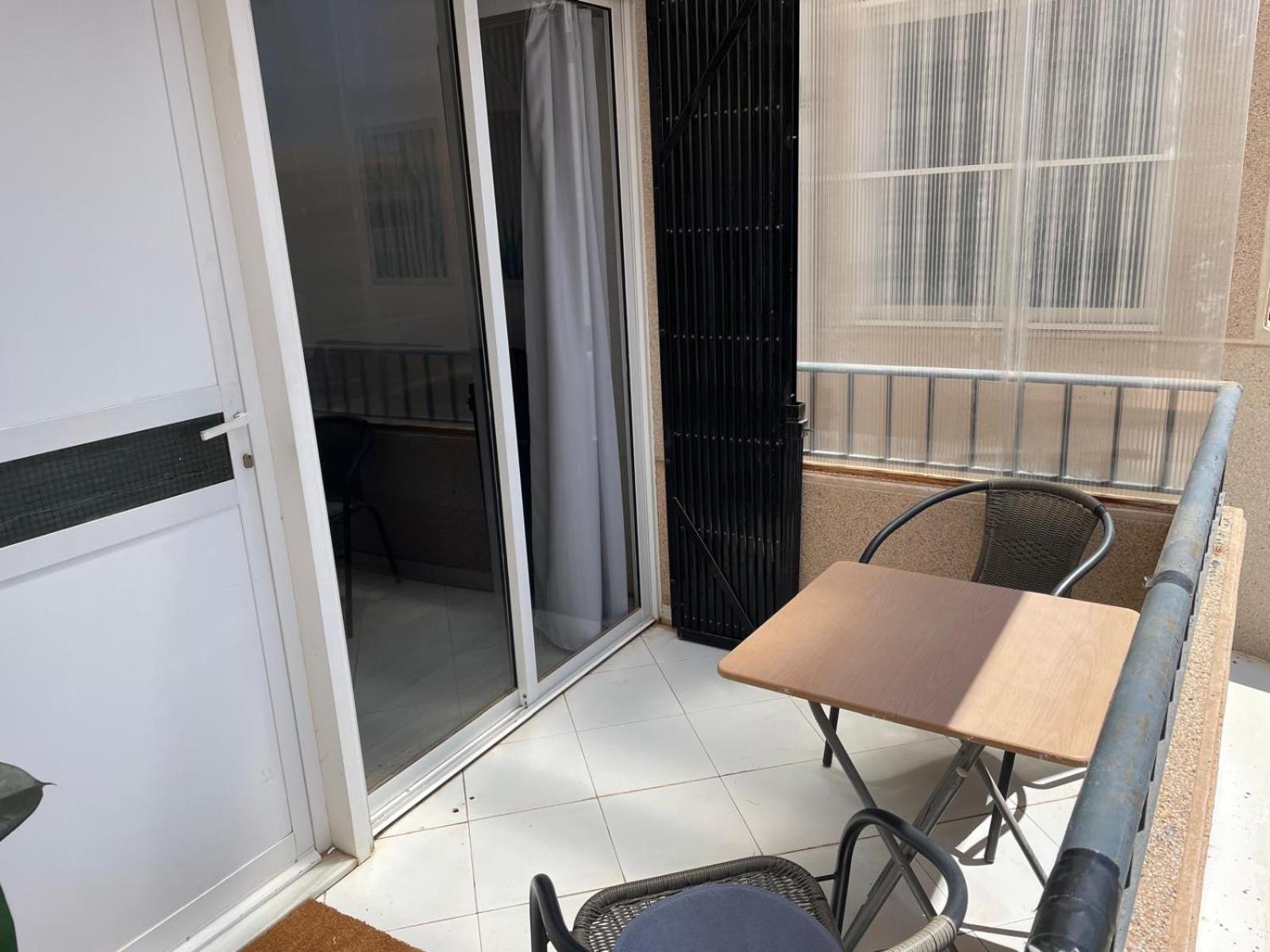 Przytulny Apartament 100M Od Plazy Torrevieja Ngoại thất bức ảnh